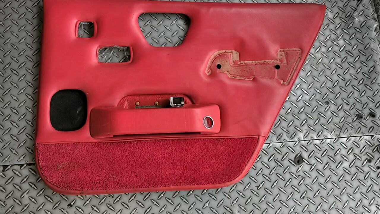 ROLLS ROYCE SILVER SHADOW SWB DOOR CARDS PANELS SET ON RED