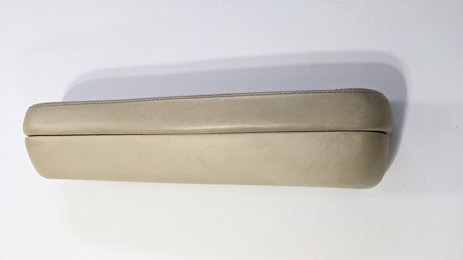 80 TO 99 ROLLS ROYCE BENTLEY TURBO R front DOOR ARMREST ON CREAM