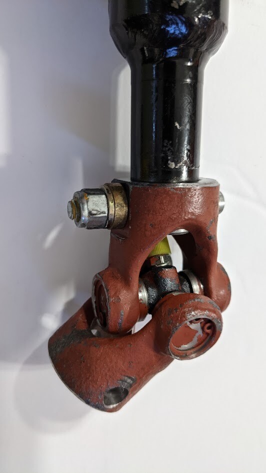 FERRARI 308 PART, STEERING SHAFT GUIDE TUBE AND UPPER JOINT  108735