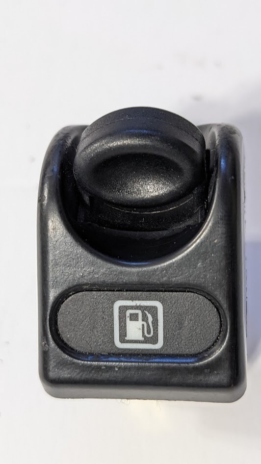 FERRARI 360 SPIDER PARTS FUEL LID CAP RELEASE OPEN SWITCH 180731