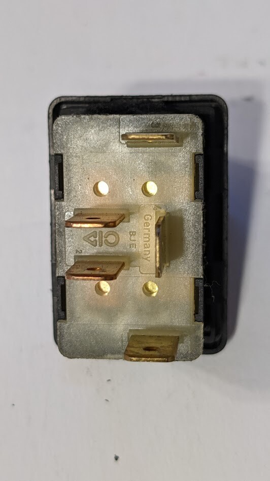 FERRARI 360 SPIDER PARTS FUEL LID CAP RELEASE OPEN SWITCH 180731