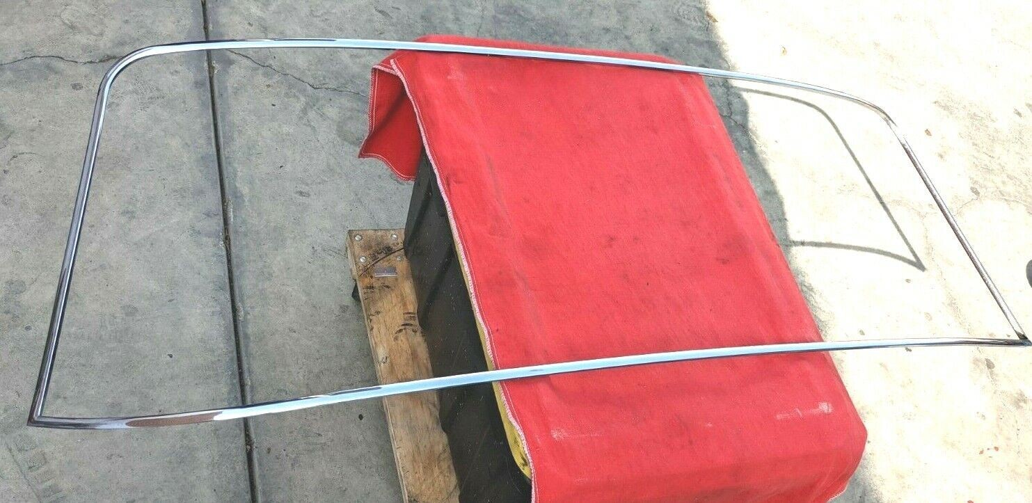 65 - 80 ROLLS ROYCE SILVER SHADOW FRONT WINDSHIELD WINDSCREEN FRAME UB12470