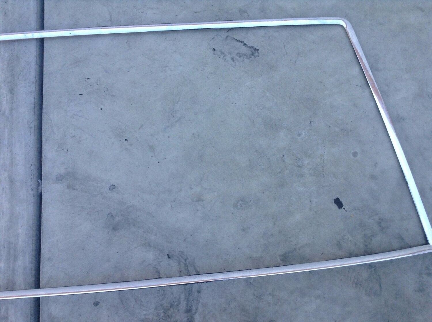 Rolls Royce Silver Spur Rear Windshield Window Trim Chrome