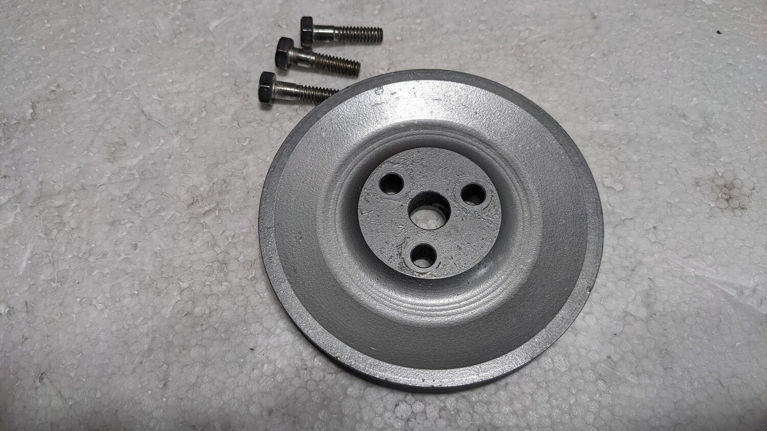 Rolls Royce Air Injection Smog Pump PULLEY UE39236