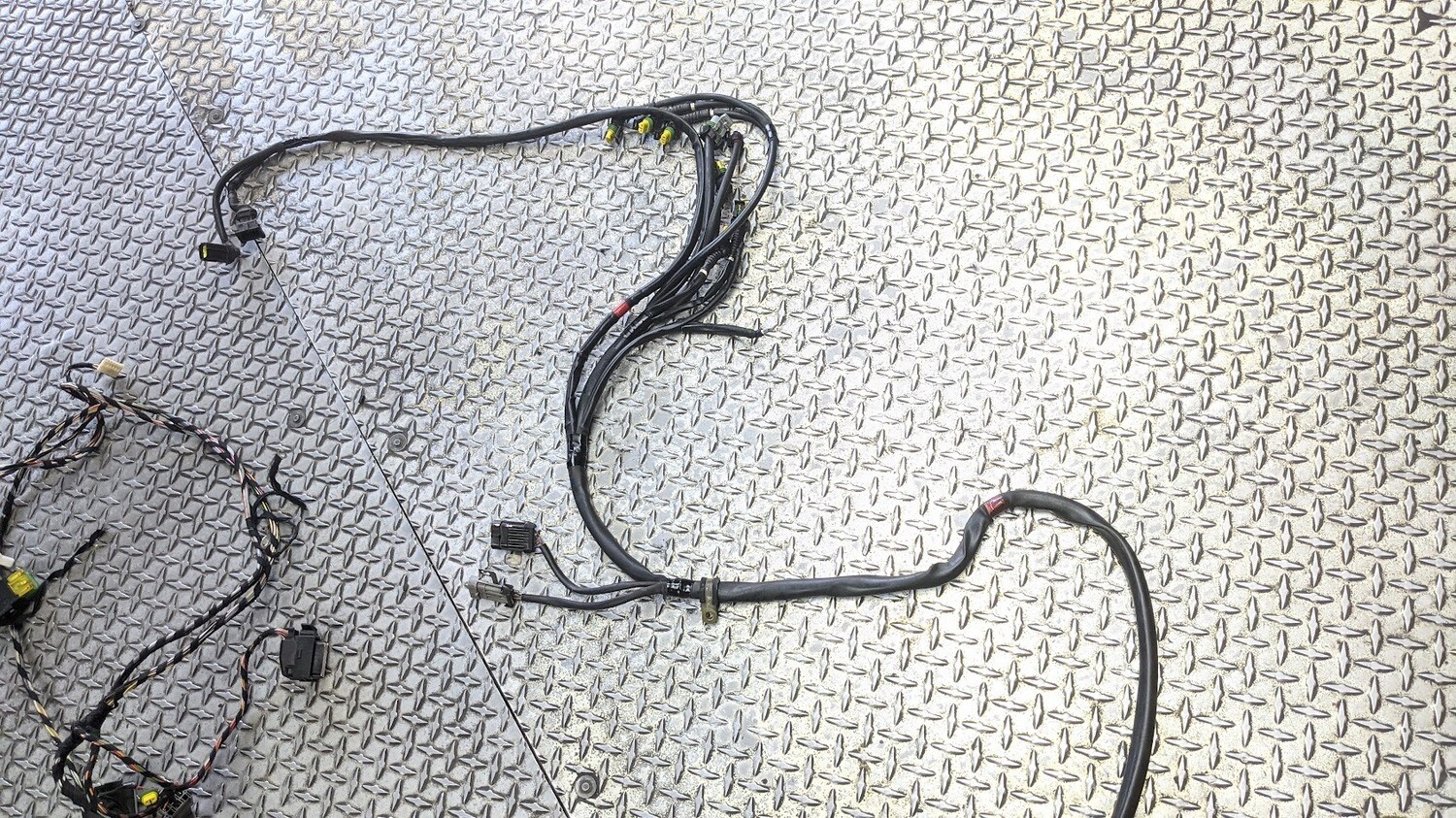 Ferrari Part TRANSMISSION CABLE COMPLETE 181343
