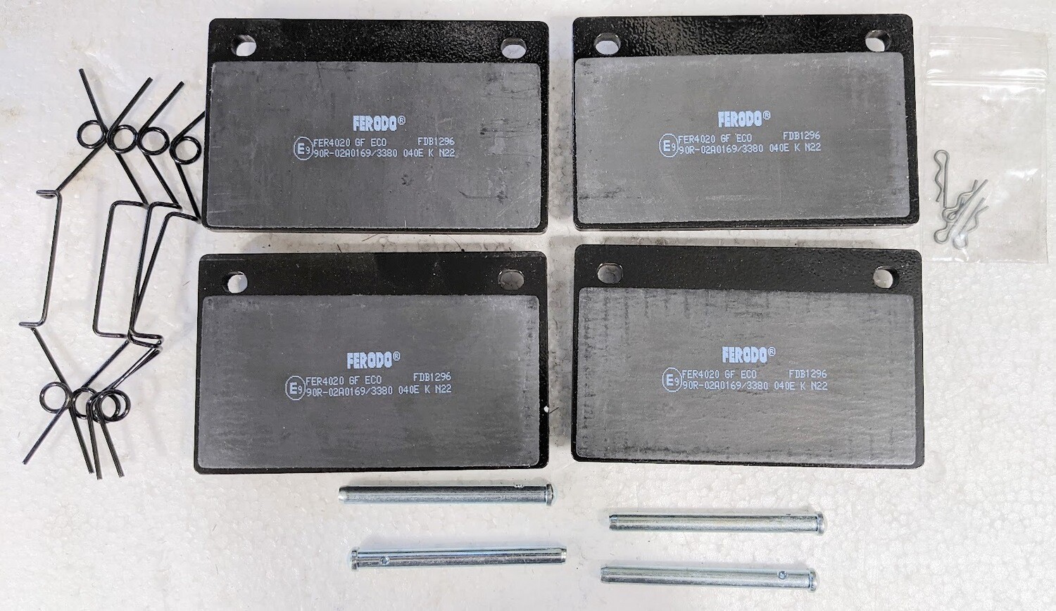 Rolls Royce Silver Spirit Corniche rear brake pads Pads CD6396 VIN 1001 to 46k