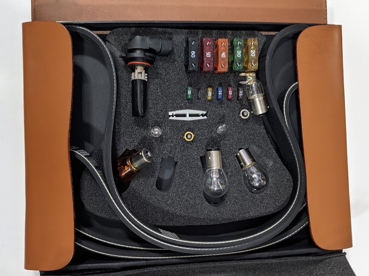 FERRARI 360 MODENA SPIDER CHALLENGE STRADALE tool kit screwdriver, wrenches, pliers and pouch