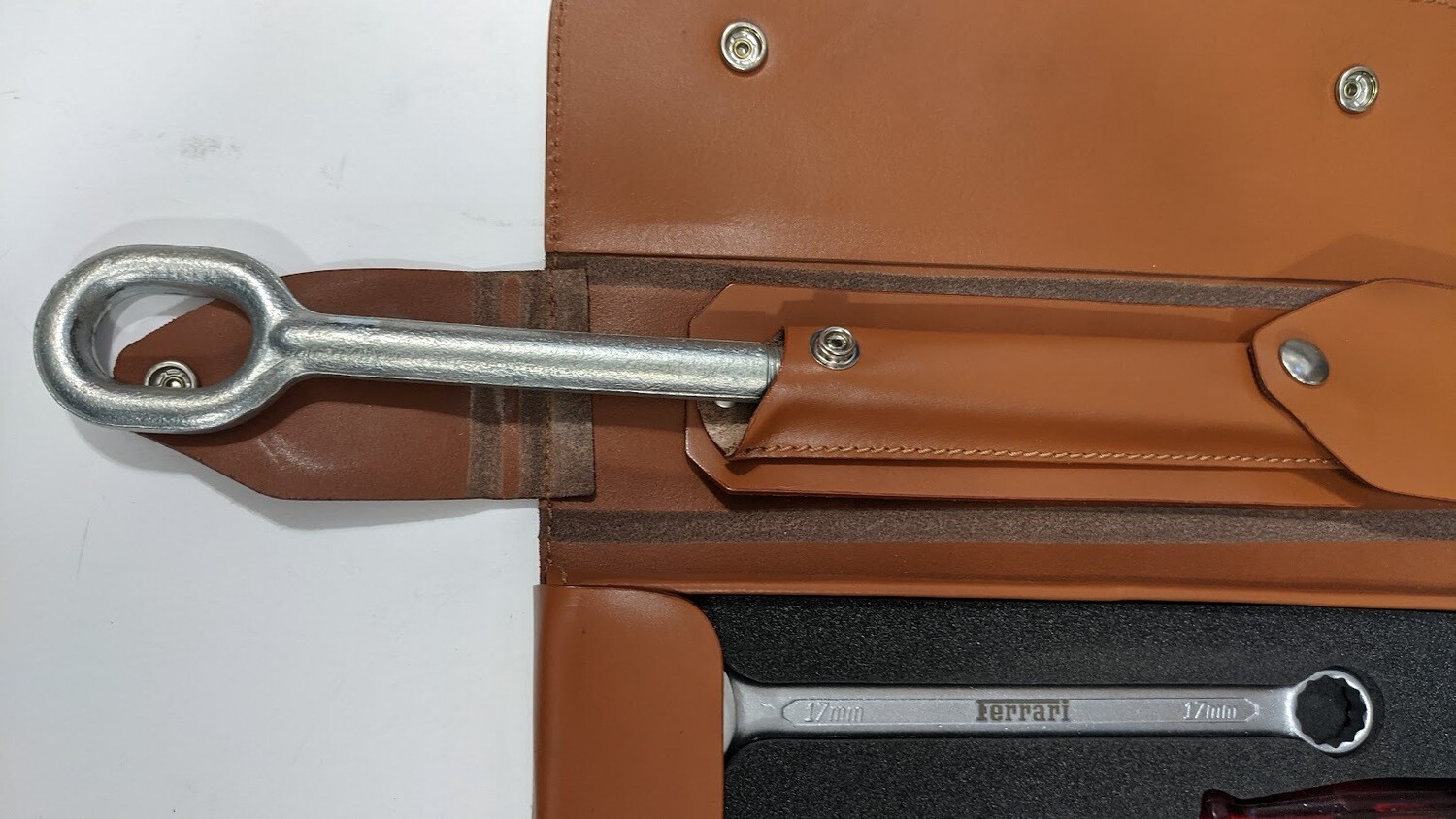 FERRARI 360 MODENA SPIDER CHALLENGE STRADALE tool kit screwdriver, wrenches, pliers and pouch