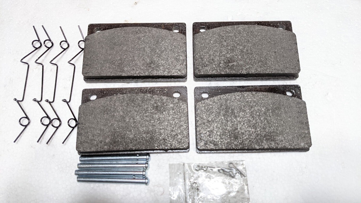 Rolls Royce Silver Spirit Corniche AZURE rear brake pads Pads UR73209 VIN 54001 to LAST