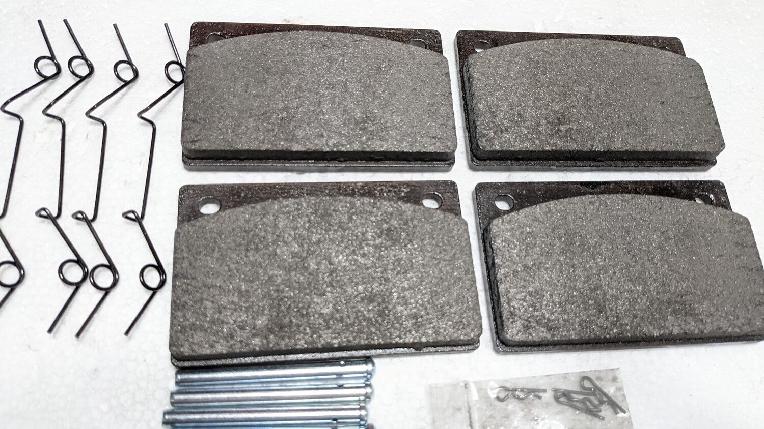 Rolls Royce Silver Spirit Corniche AZURE rear brake pads Pads UR73209 VIN 54001 to LAST
