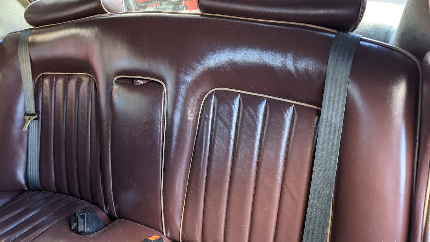 70 to 80 ROLLS ROYCE SILVER SHADOW front and rear seat brown and cream