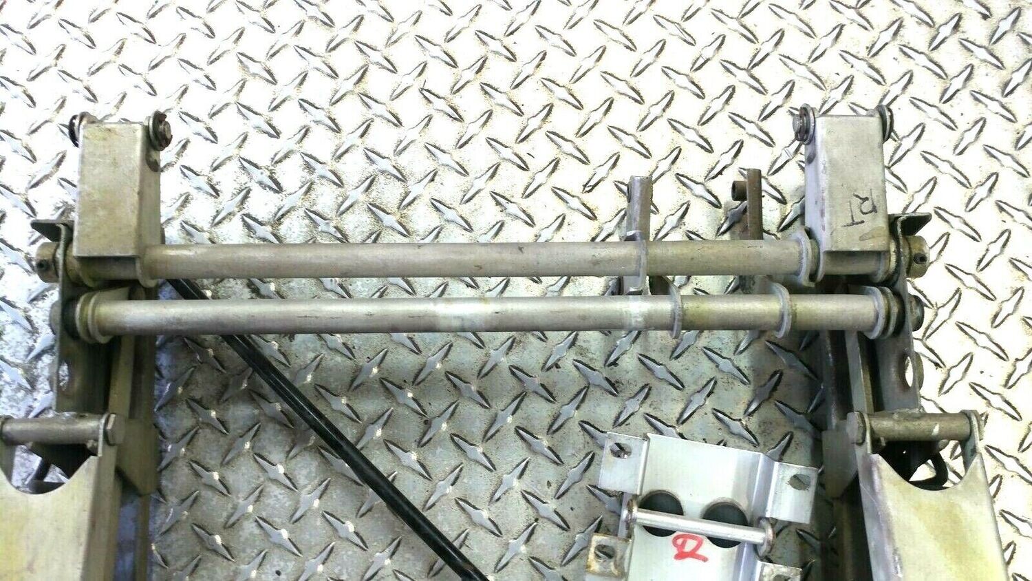 65 80 ROLLS ROYCE SILVER SHADOW WRAITH SEAT track rail base