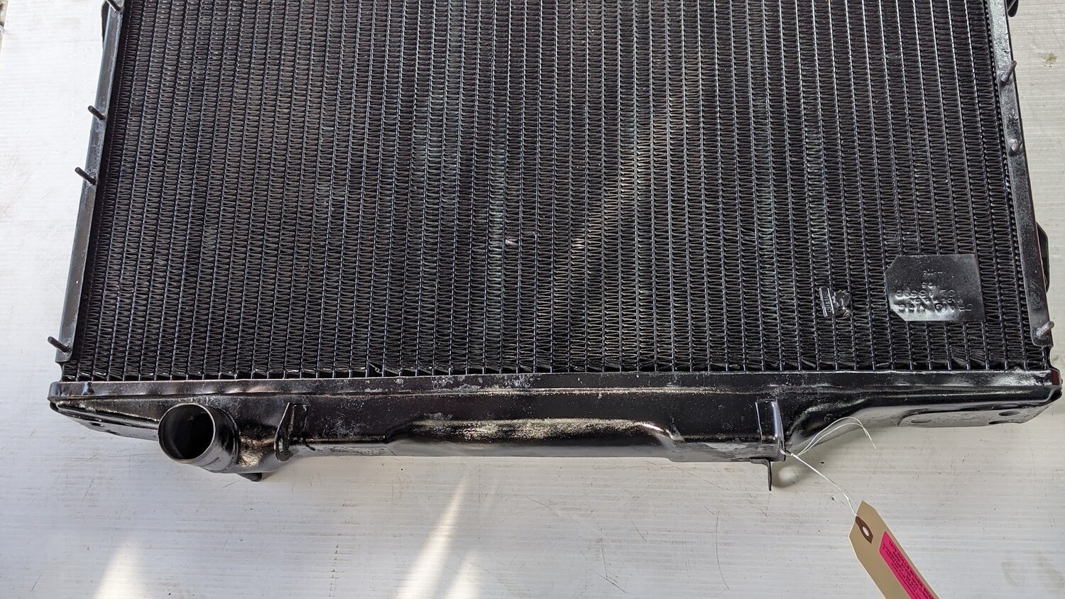 65 - 80 ROLLS ROYCE CORNICHE SHADOW RADIATOR pre-owned TESTED UR18102