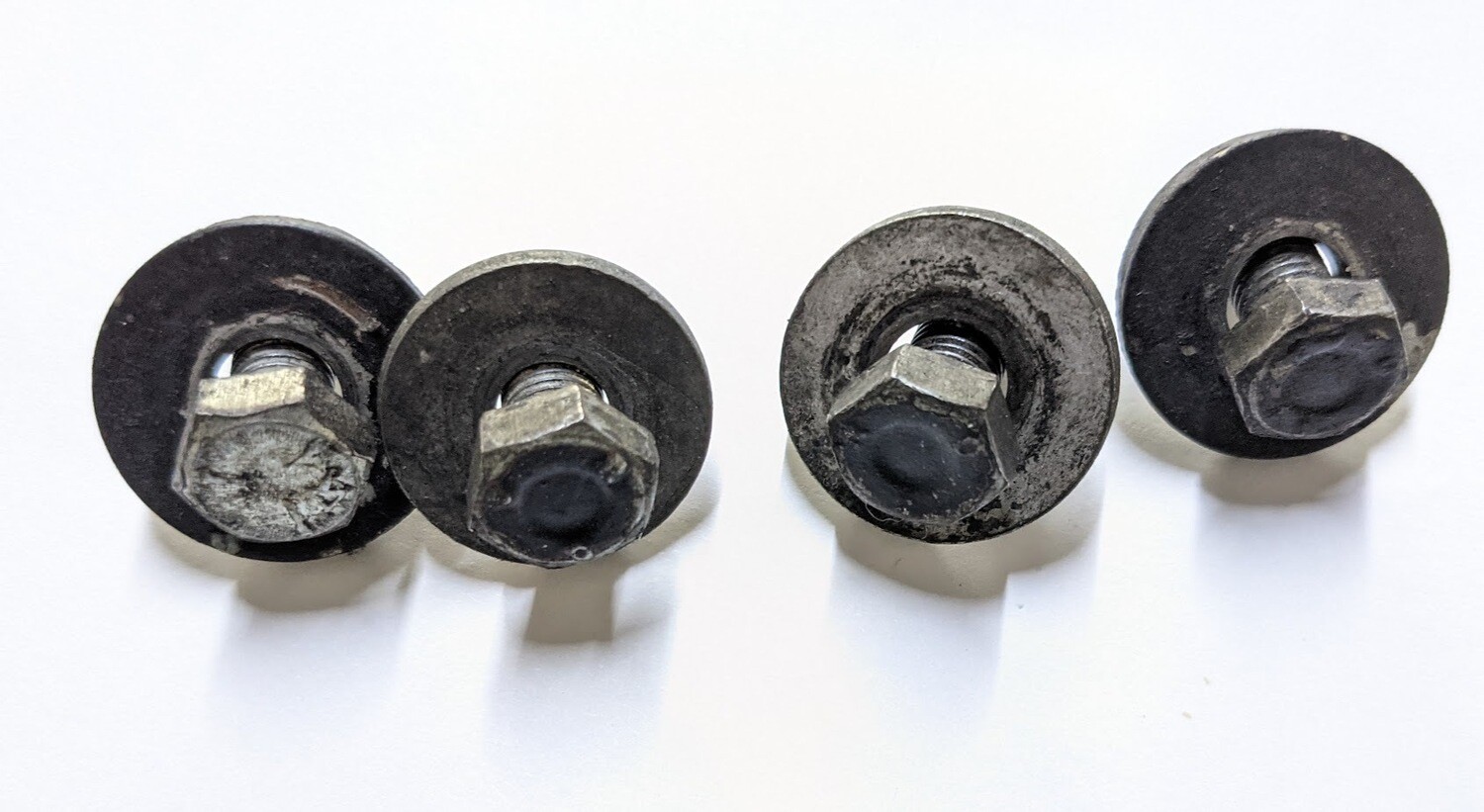 65 - 80 ROLLS ROYCE CORNICHE SHADOW RADIATOR mounting bolts set