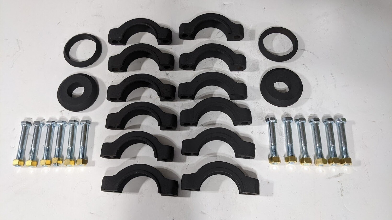 ROLLS ROYCE SILVER SHADOW II PARTCOMPLETE EXHAUST CLAMPS, BOLTS AND NUTS