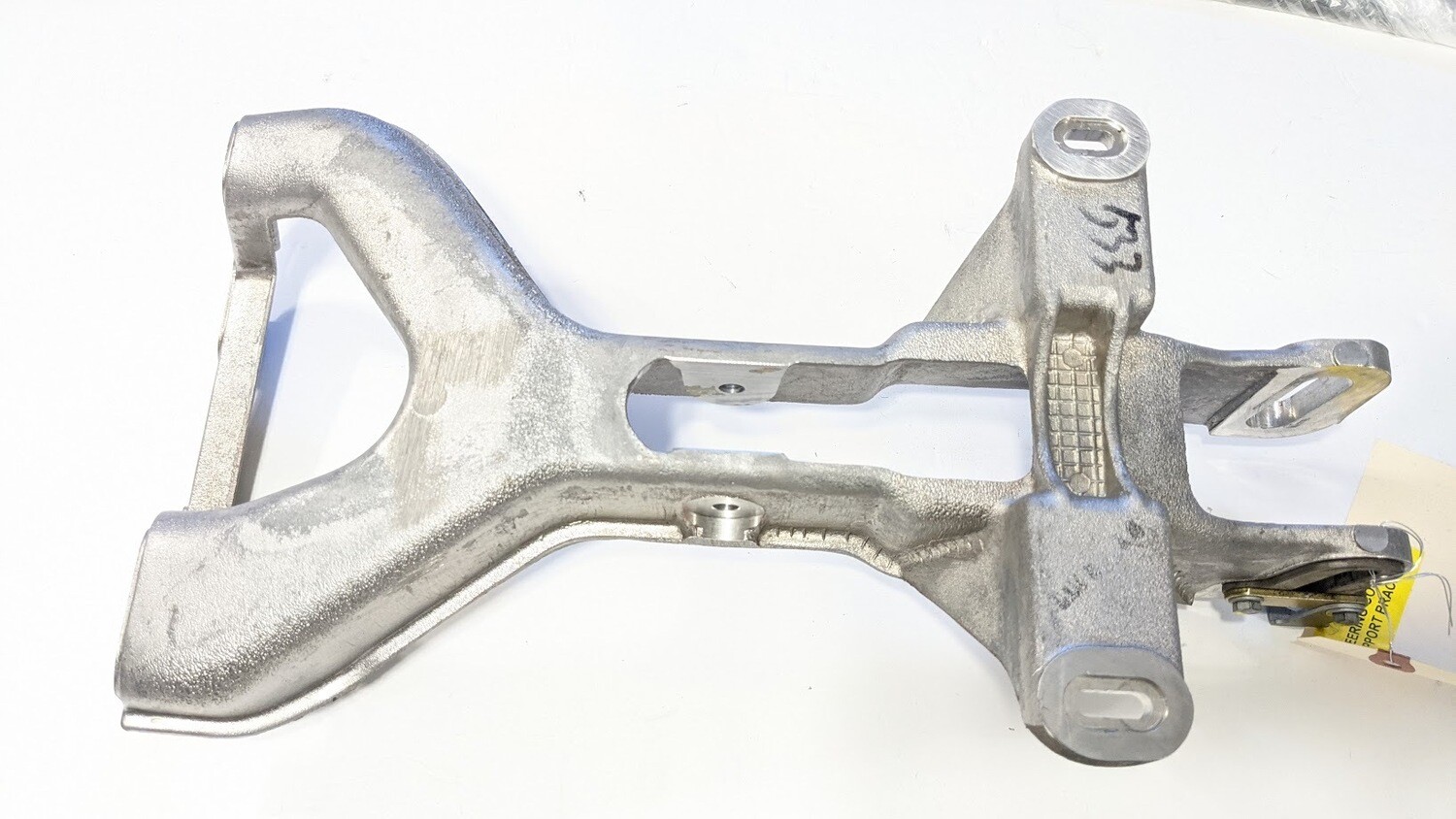 FERRARI 360 PART STEERING COLUMN MOUNTING BRACKET SUPPORT 171505