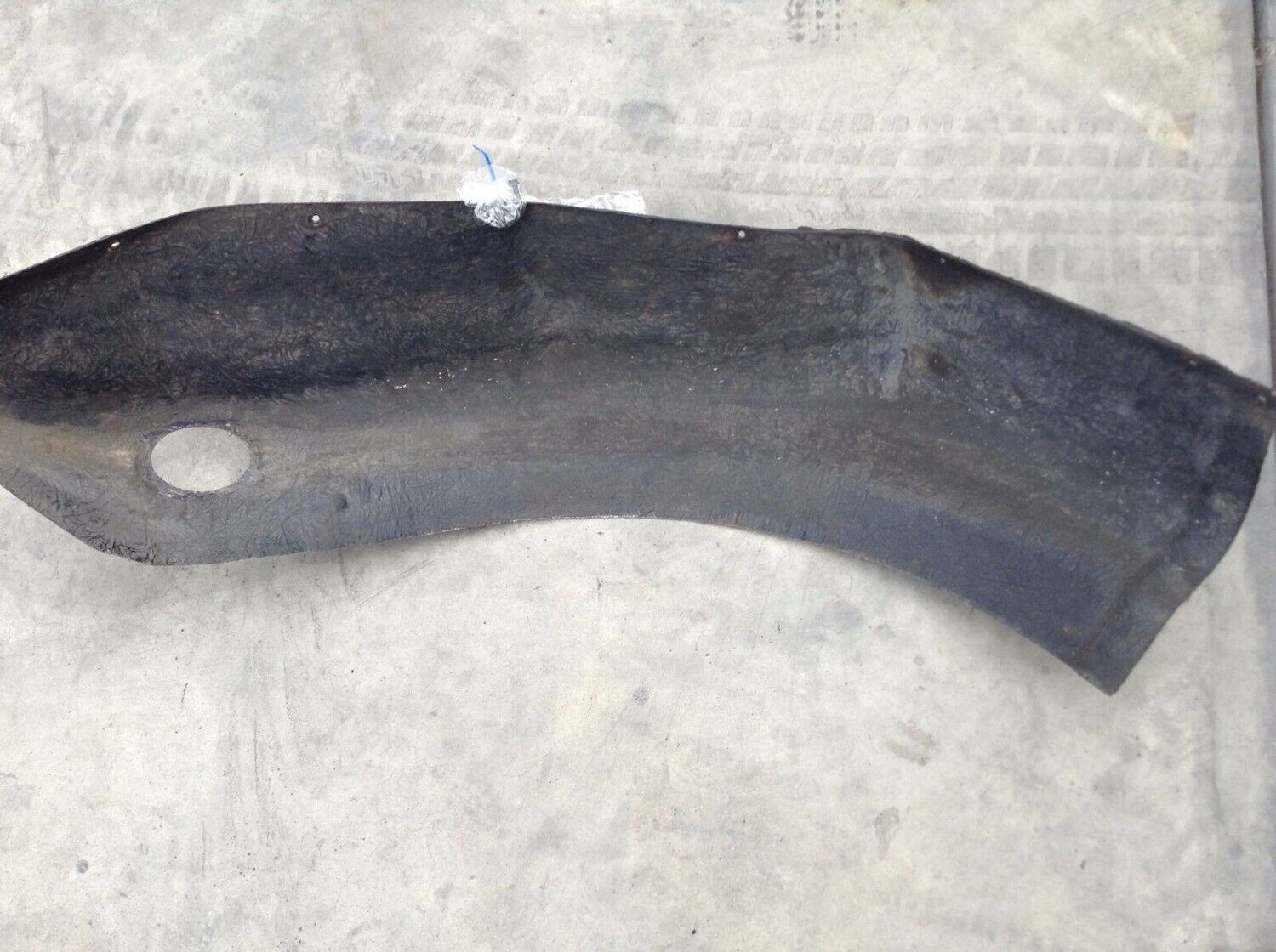 81 - 91 ROLLS ROYCE SILVER SPUR FRONT LEFT INNER FENDER LINER SET