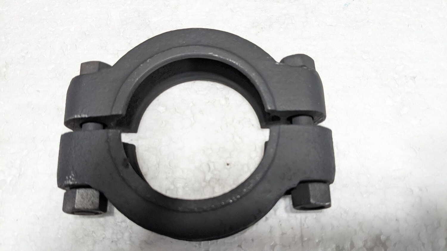 81 - 91 ROLLS ROYCE SILVER SPUR EXHAUST CLAMP UR1889