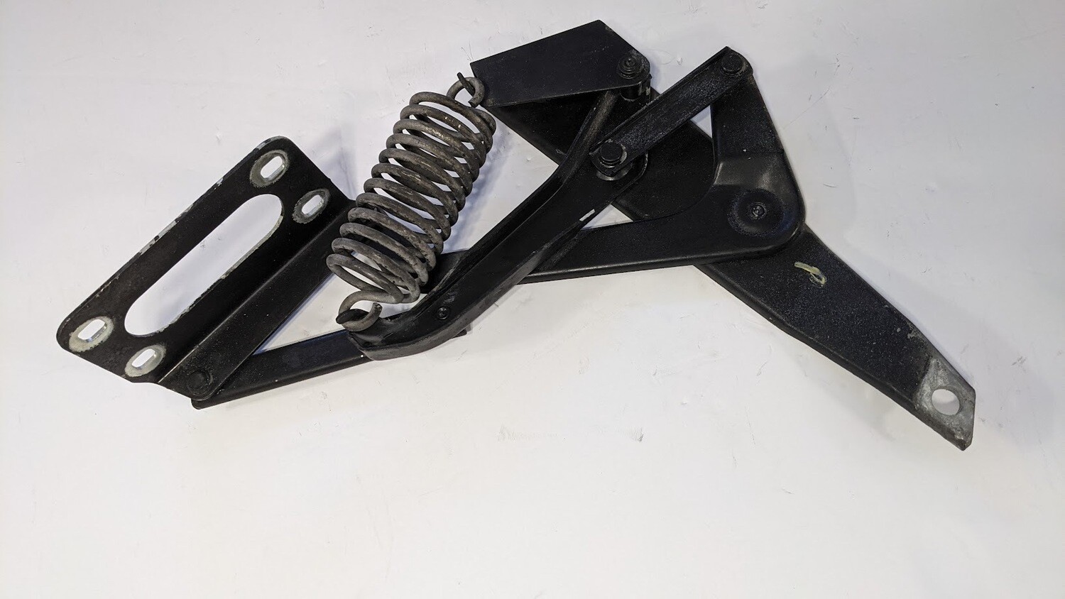 ROLLS ROYCE SILVER SPUR right HOOD HINGE FROM 88 ON UB79950
