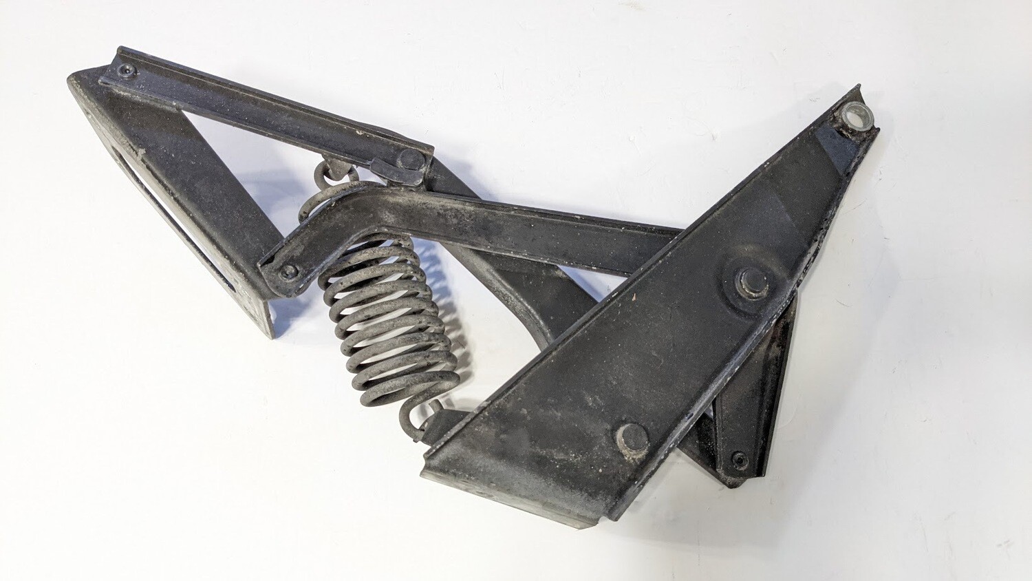 ROLLS ROYCE SILVER SPUR right HOOD HINGE FROM 88 ON UB79950