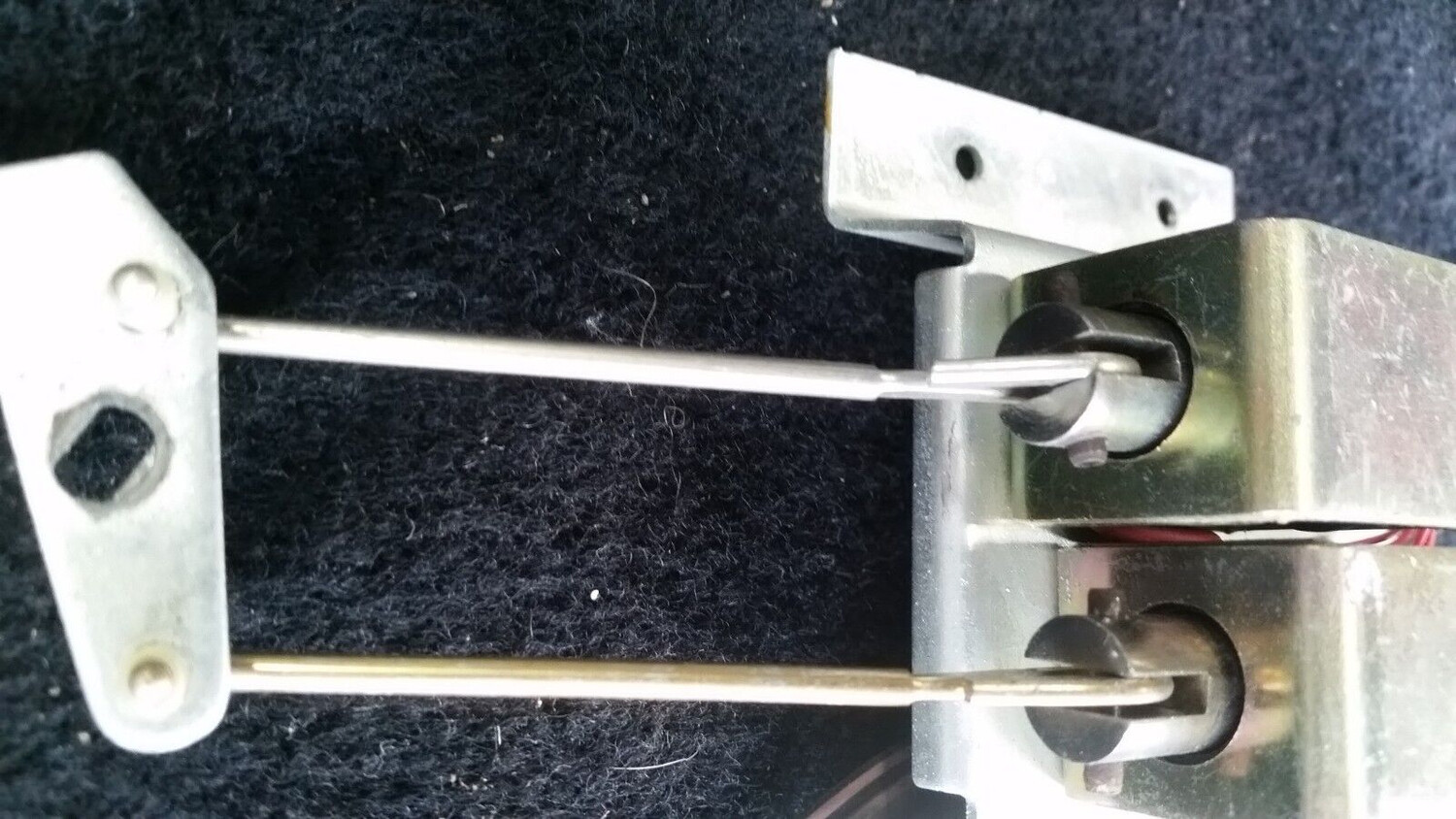 65 to 80 ROLLS ROYCE SILVER SHADOW TRUNK latch lock and unlock solenoids