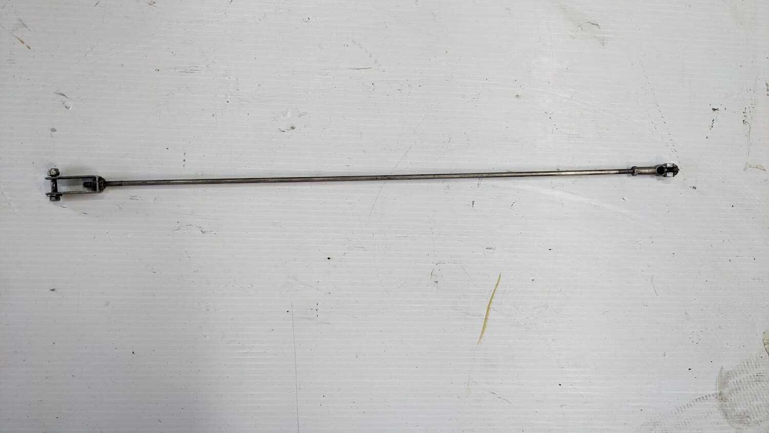 Rolls Royce Silver Shadow II and Corniche THROTTLE ROD UE34952
