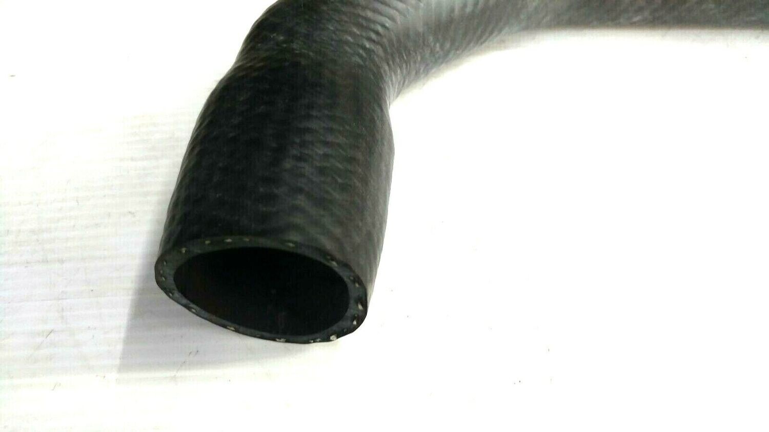 Rolls Royce Silver Shadow UPPER RADIATOR HOSE FROM VIN 30001 ON UR17808