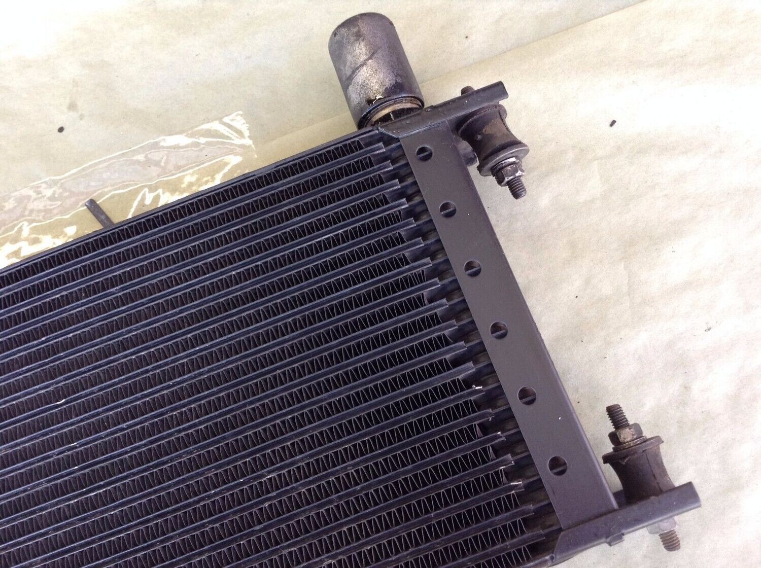 81 - 91 ROLLS ROYCE SILVER SPUR OIL ENGINE COOLER