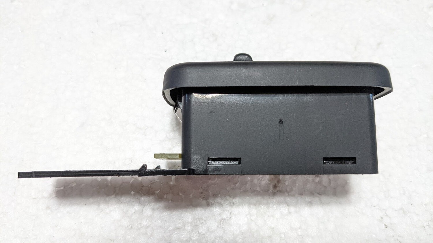 ECP FERRARI 308 GTSi PART MIRROR SWITCH 61063200 NEW