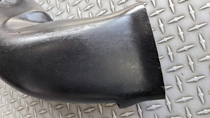 FERRARI 308 GTSi RIGHT REAR SPLASH GUARD UNDERFENDER MUD 60091303