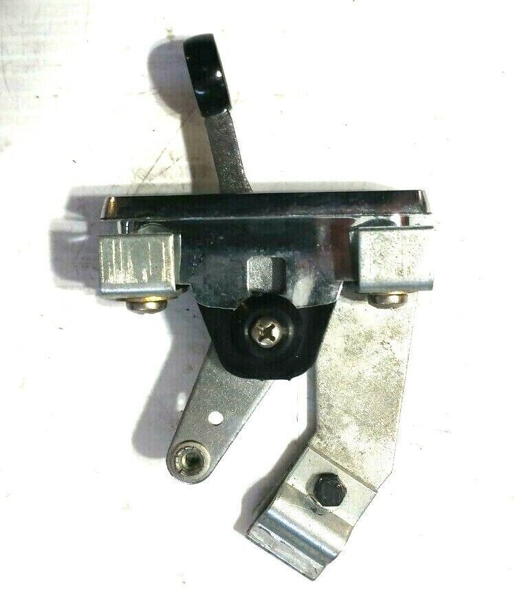 FERRARI 308 PARTS GTS CENTER CONSOLE DEFROSTER CONTROL LEVER