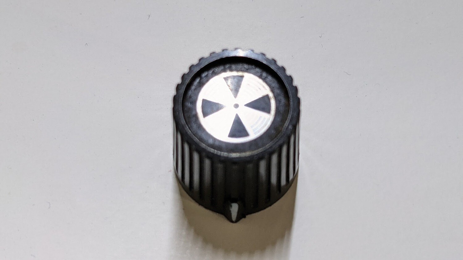 FERRARI 308 PARTS GTS CENTER CONSOLE a/c FAN SPEED KNOB  60928200