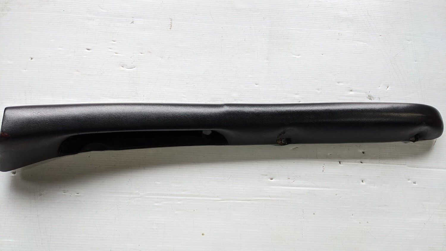 FERRARI 308 GTSi INTERIOR DOOR PANEL ARM REST RIGHT SIDE BLACK 60067502
