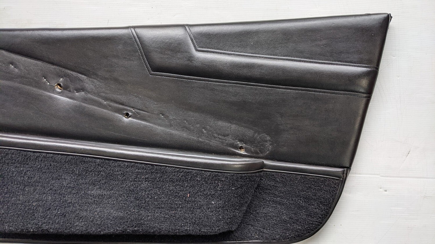 FERRARI 308 GTSi INTERIOR DOOR PANEL RIGHT SIDE VERY CLEAN BLACK