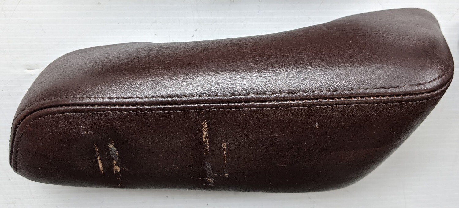 65 - 80 ROLLS ROYCE SILVER SHADOW DOOR ARM REST SET ON BROWN