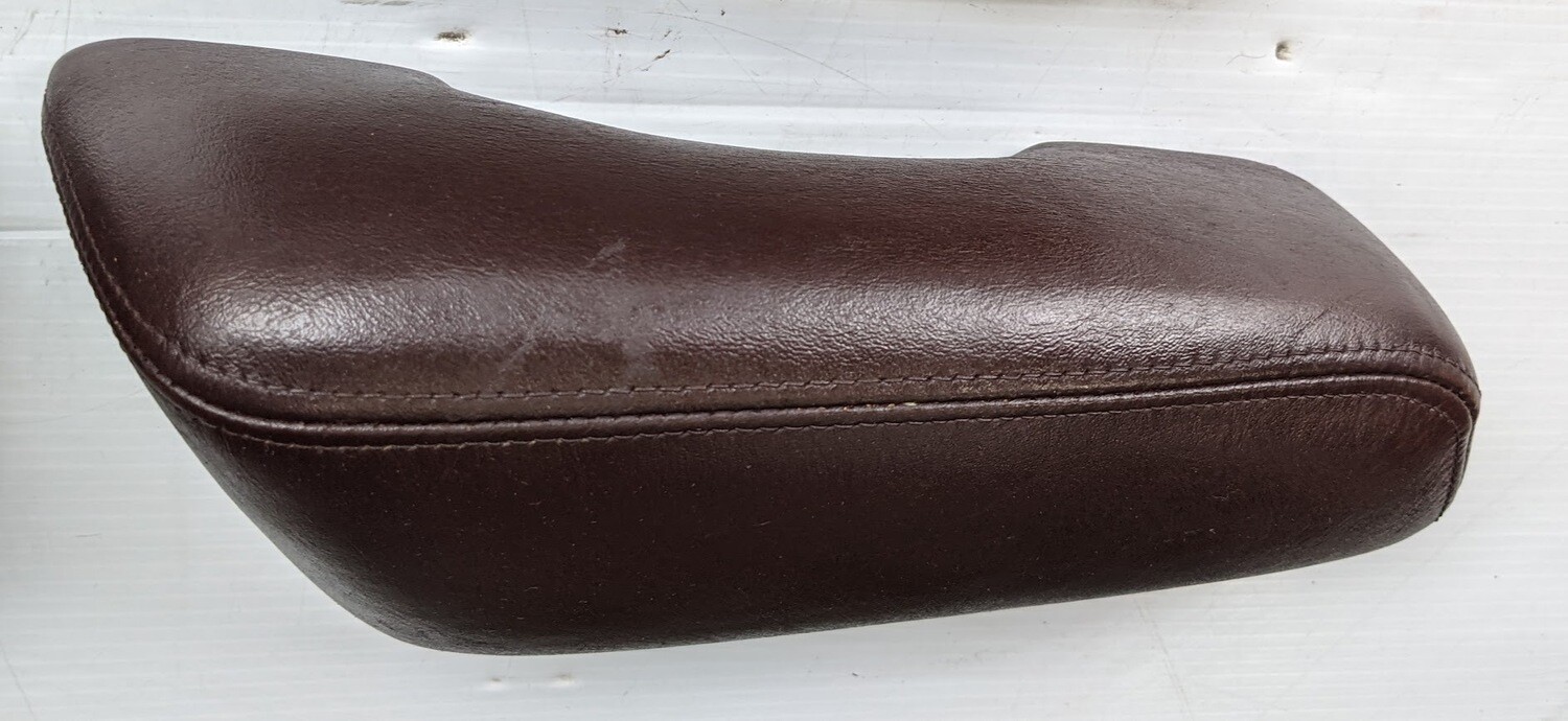 65 - 80 ROLLS ROYCE SILVER SHADOW DOOR ARM REST SET ON BROWN