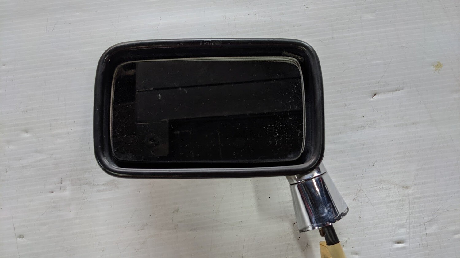 77- 80 ROLLS ROYCE SILVER SHADOW LEFT SIDE MIRROR WITH COMMAND UB33281