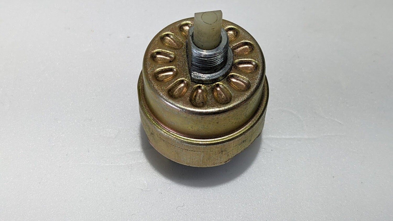 FERRARI 308 PARTS A/C FAN SPEED SWITCH FAN SWITCH 101990