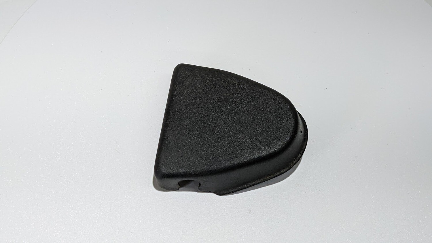 FERRARI 308 GTSi part RETRACTABLE SEAT BELT UPPER  BOLT COVER -