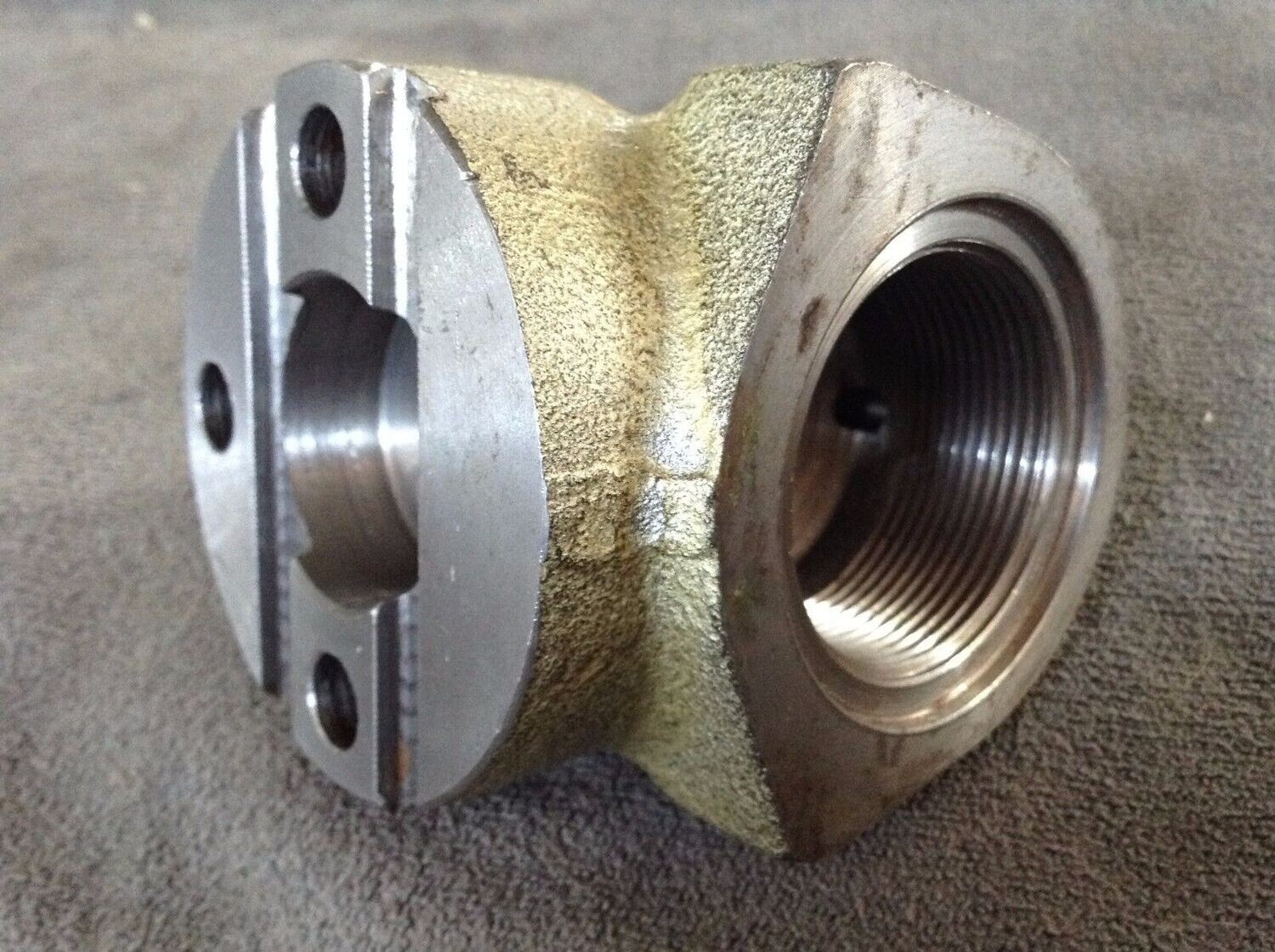 ROLLS ROYCE SILVER SPUR REAR GAS SPRING MOUNTING HUB FLANGE UR21210