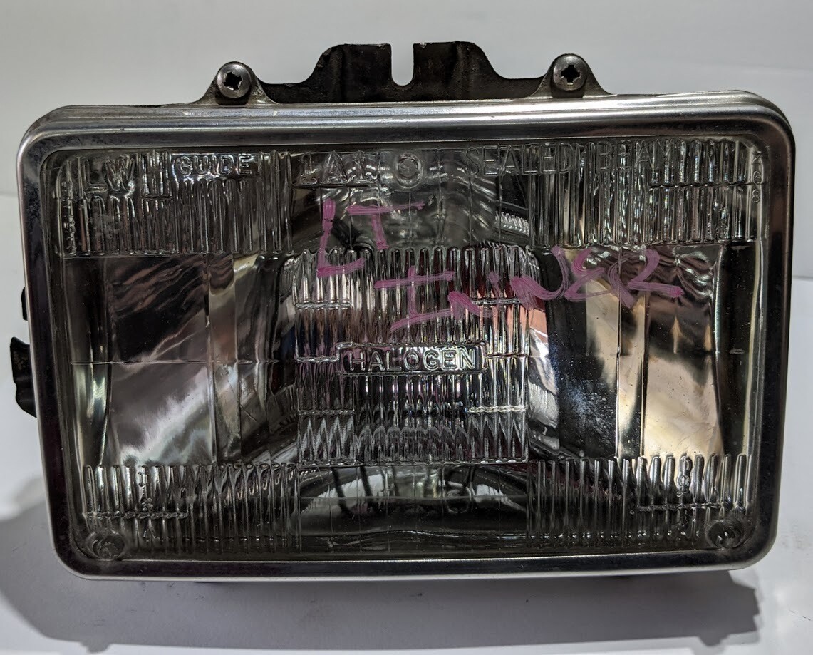 ROLLS-ROYCE SILVER SPUR FRONT LEFT INNER SIDE HEAD LIGHT
 PRE-OWNED HIGH BEAM BUCKET UD25953
