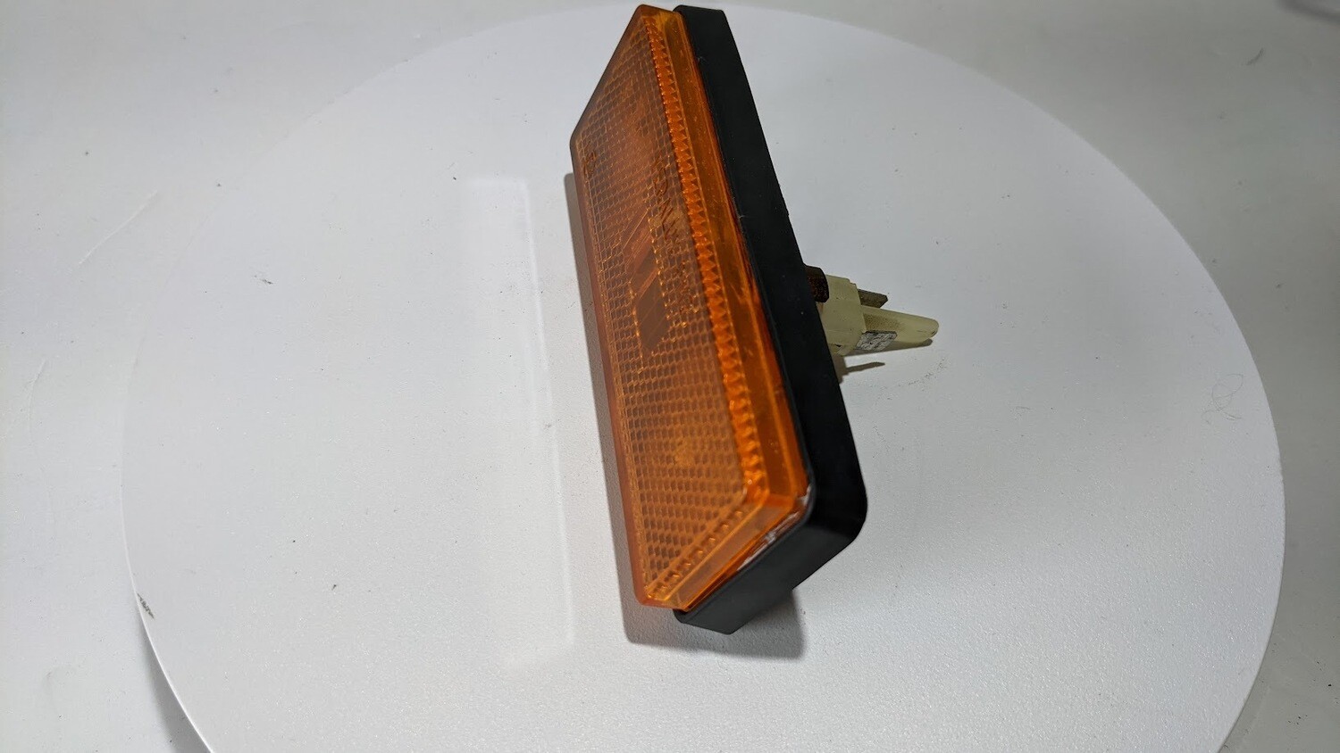 FERRARI 308 GTSi PART FRONT SIDE LIGHT ON FENDER