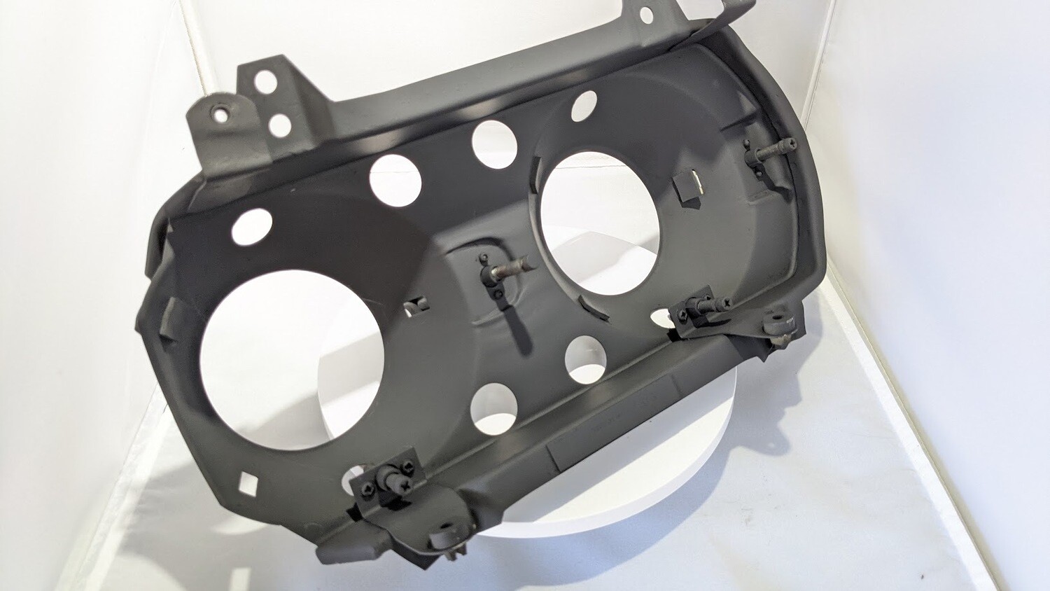 ROLLS-ROYCE SILVER SPUR FRONT LEFT INNER BUCKET FOR TWIN HEADLIGHTS