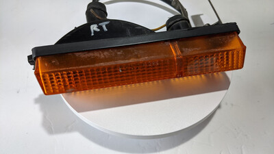 FERRARI 308 GTSi FRONT RIGHT TURN SIGNAL LIGHT ASSEMBLY USA 60121001  -