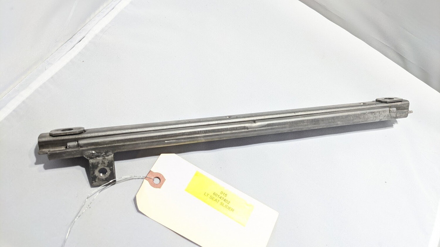 FERRARI 308 GTSi INTERIOR LEFT SEAT SLIDING TRACK 60147402