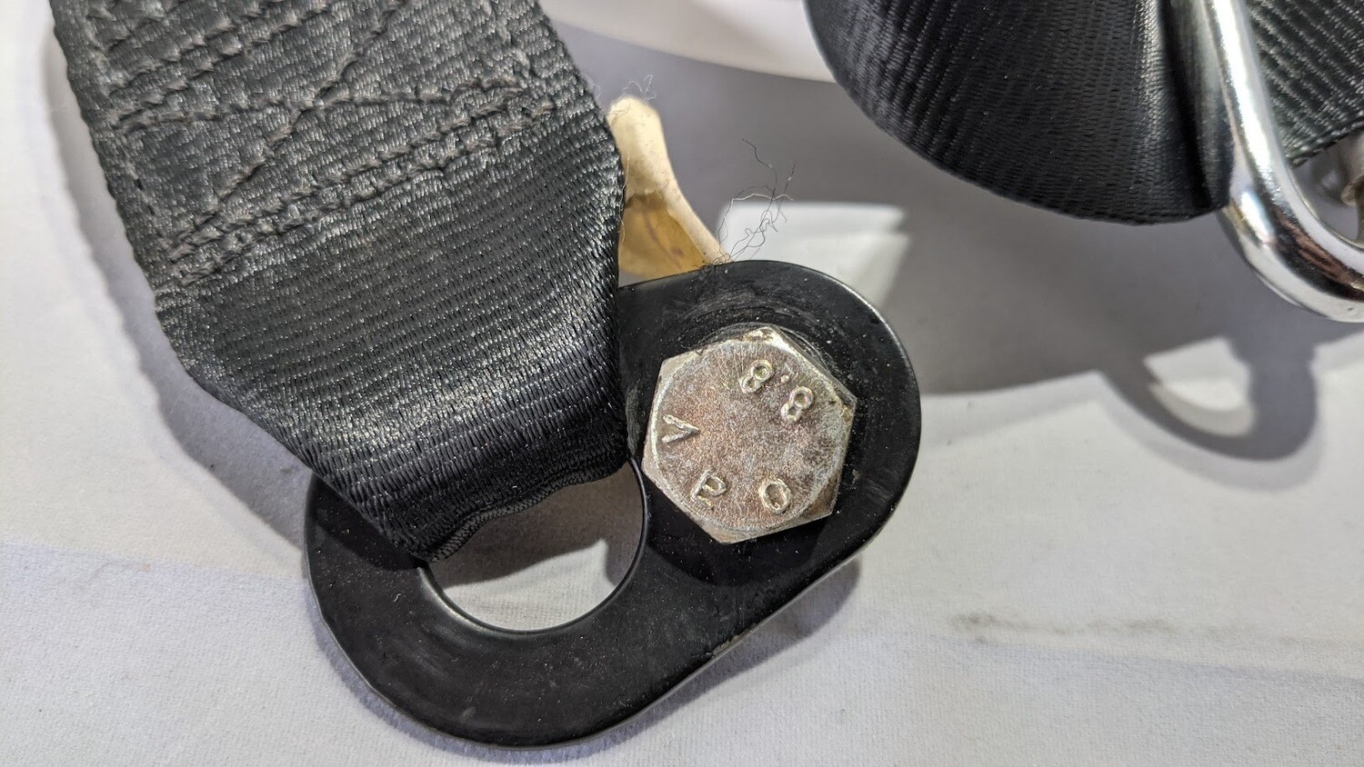 FERRARI 308 GTSi  SEAT BELT SPOOL RIGHT PASSENGER SIDE 62551300R