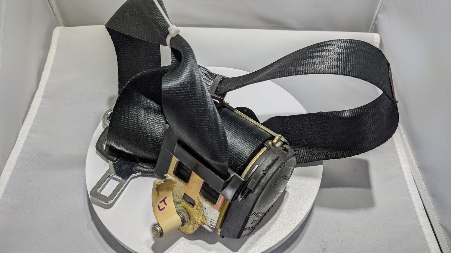 FERRARI 308 GTSi  SEAT BELT SPOOL LEFT DRIVER SIDE 62551300L