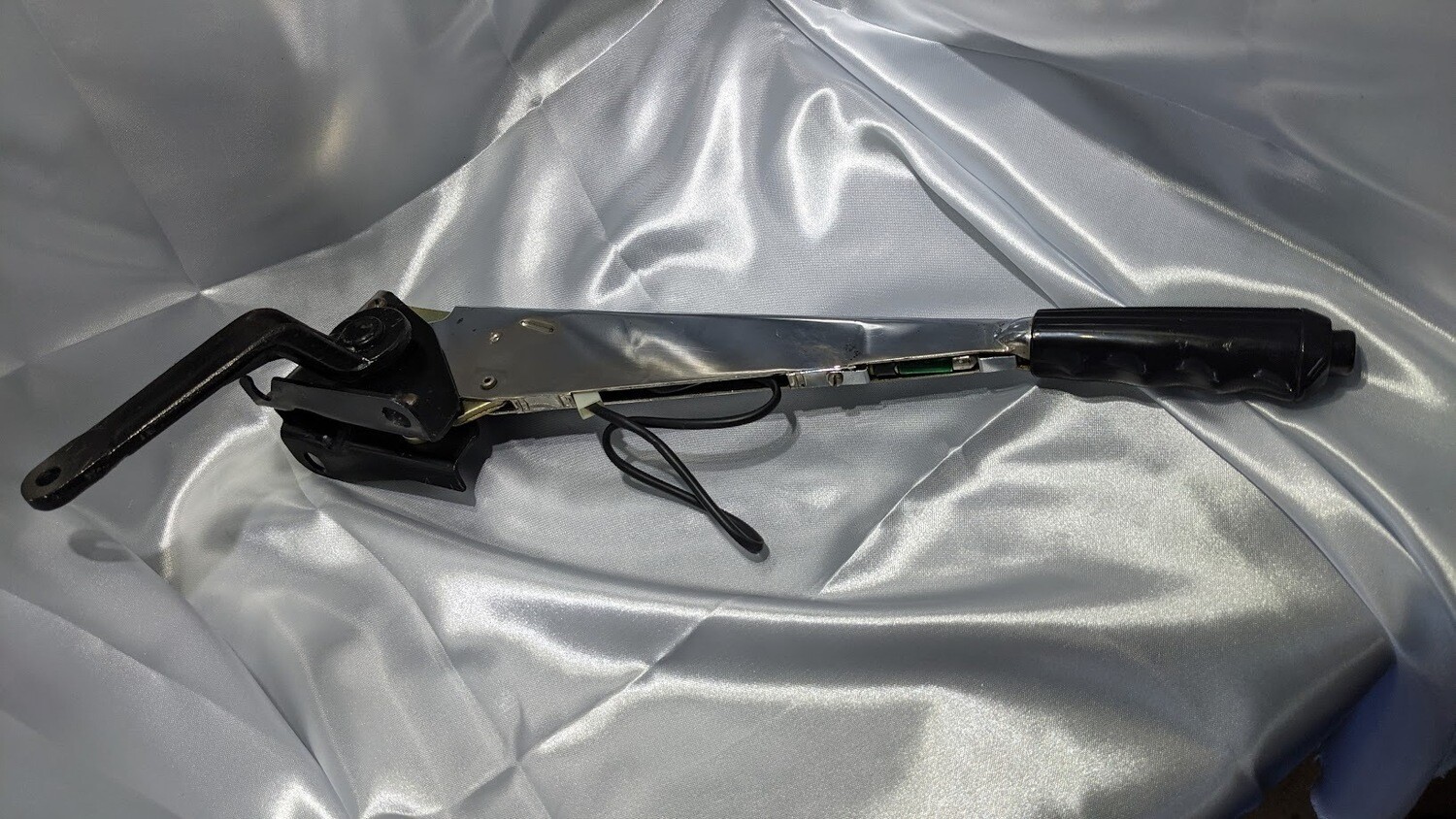 FERRARI 308 81 USA PARTS PARKING EMERGENCY BRAKE LEVER HANDLE 108965