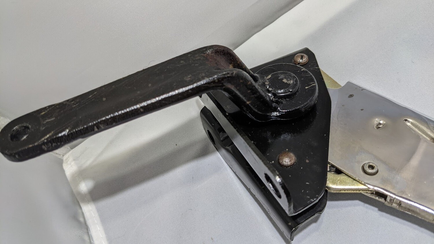 FERRARI 308 81 USA PARTS PARKING EMERGENCY BRAKE LEVER HANDLE 108965