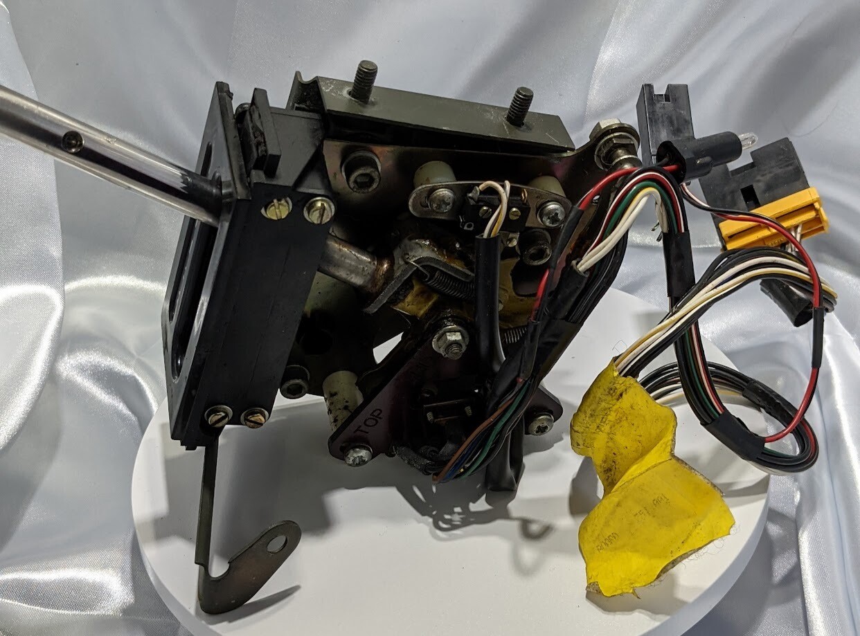 97 BENTLEY TURBO R TRANSMISSION SHIFTER ASSEBLY